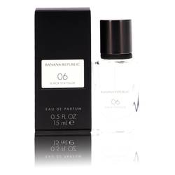 06 Black Platinum Perfume by Banana Republic 0.5 oz Eau De Parfum Spray (Unisex)